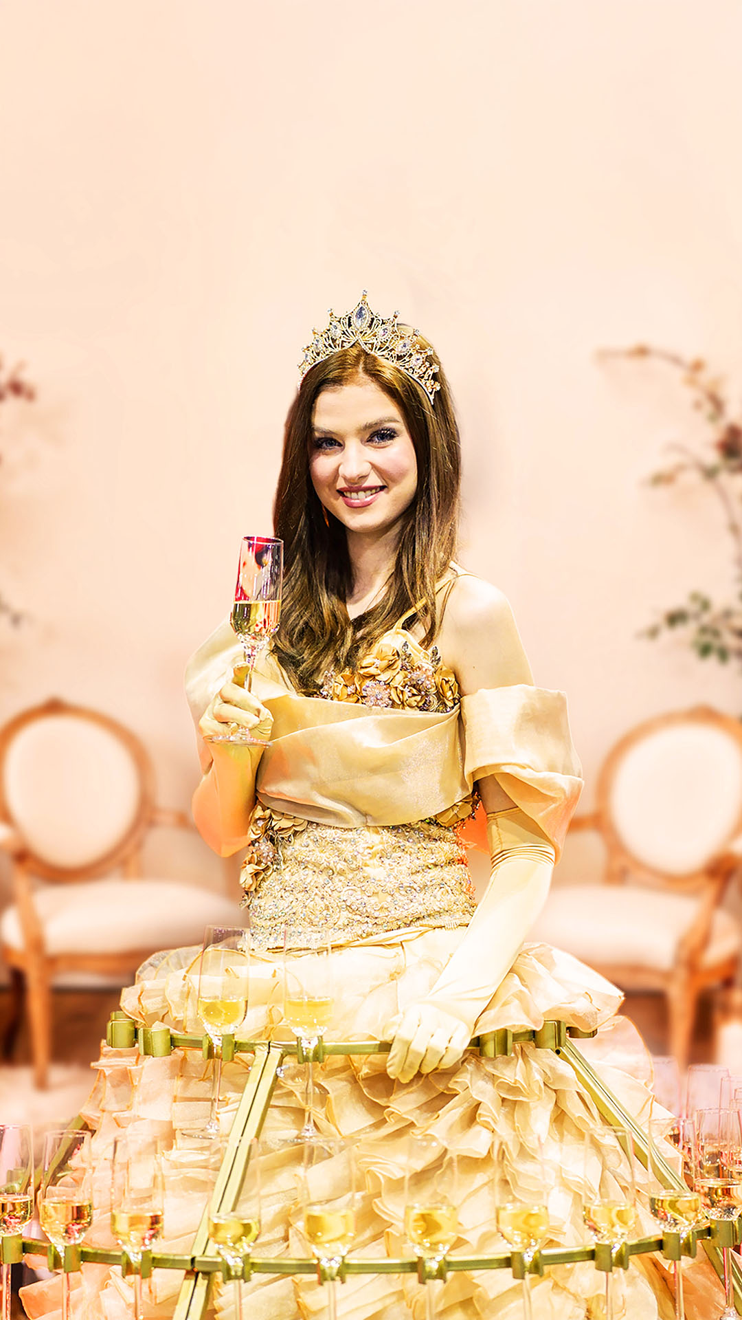 ŠAMPANJ DEVOJKA